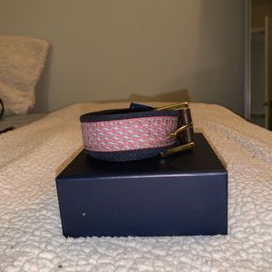 Vineyard Vines Logo Whale Belt